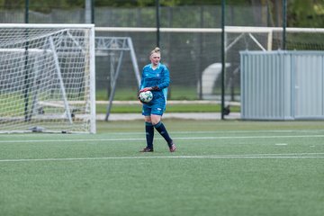 Bild 18 - wBJ Hamburger SV 2 - Victoria 1 : Ergebnis: 0:1